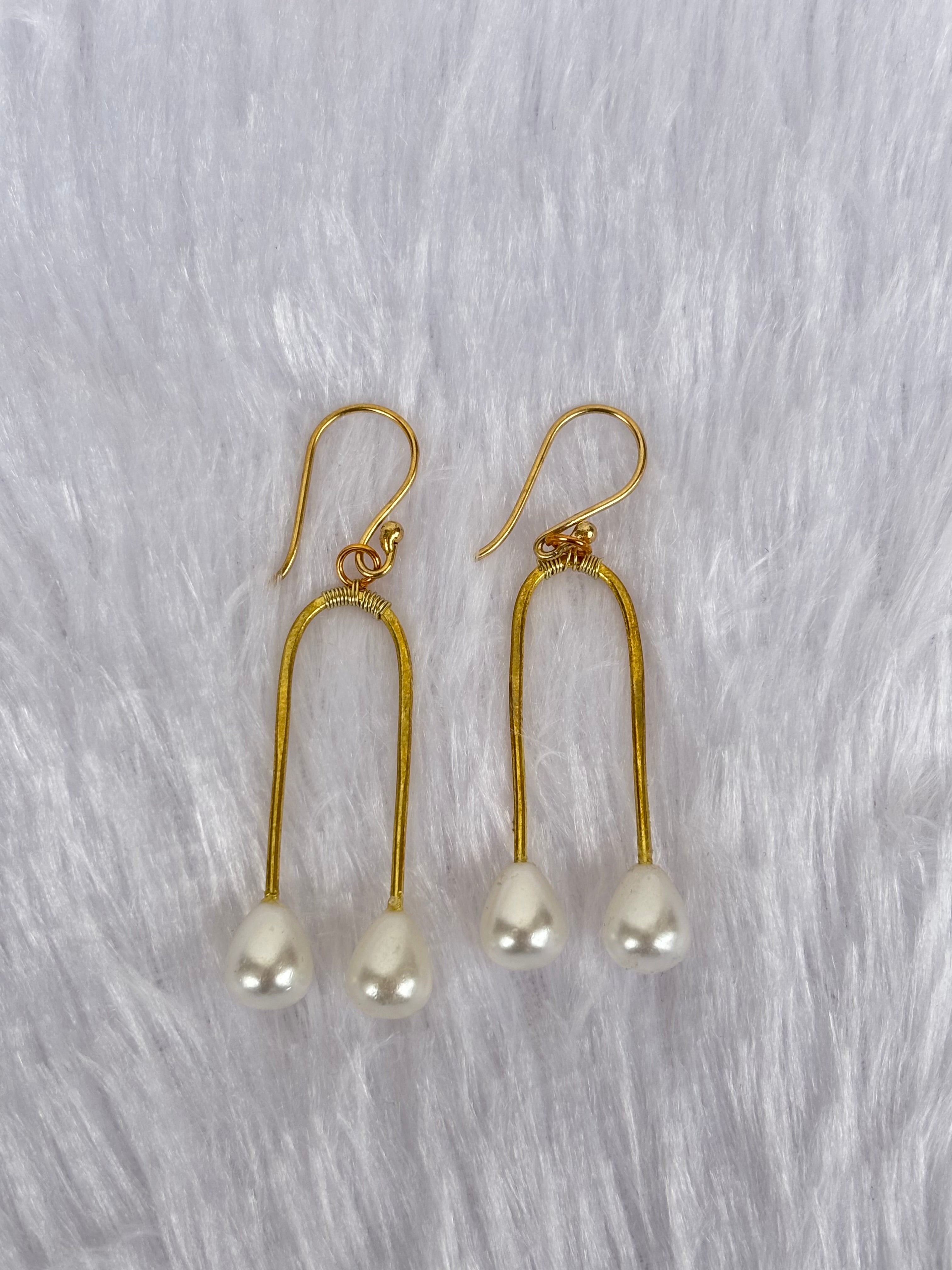 Elara Pearl Drops