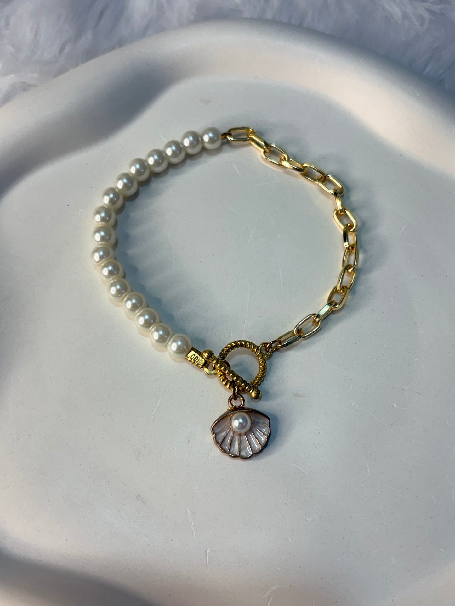 Pearls Drift bracelet Handcrafted
