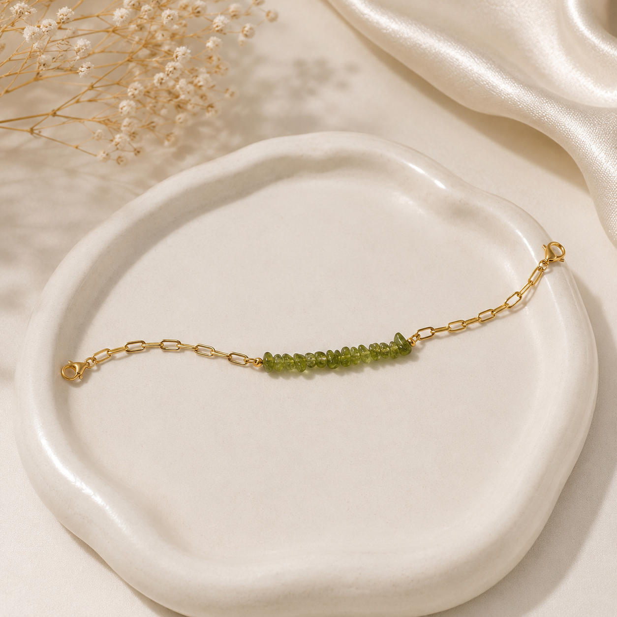 Verdant glow bracelet Handcrafted