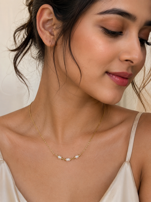 Pearl trio necklace